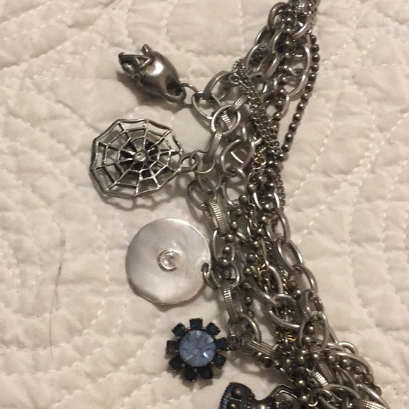 What a STATEMENT!! One Of A Kind Amazing Necklace! - Picture 3 of 7